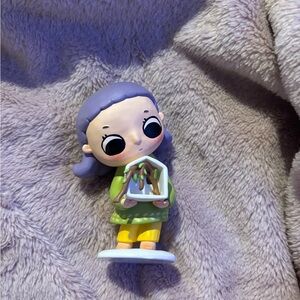 POP MART Nyota Growing Series Blind Box Holding Plant Purple Hair Authentic